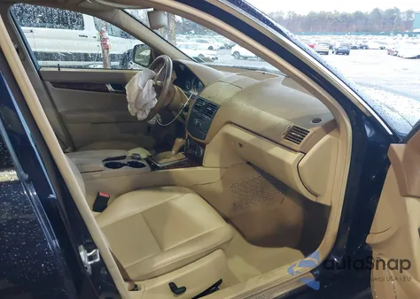 2008 Mercedes-Benz C 300 Luxury 4Matic/Sport 4Matic from USA, damaged, VIN WDDGF81X18F136384